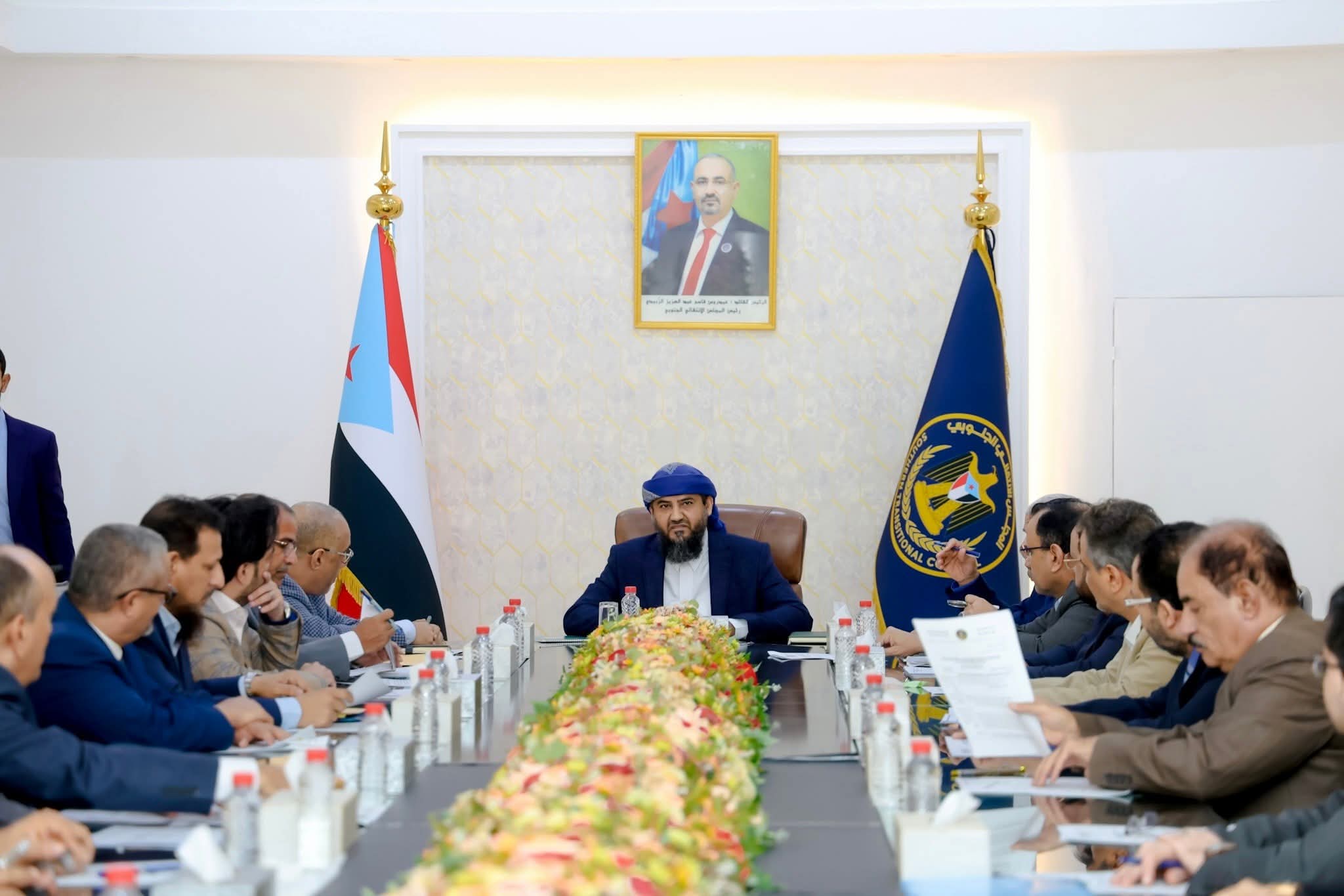 المحرمّي يرأس اجتماع القيادة التنفيذية العليا ويدعو الأعضاء إلى التعامل بجدية مع مختلف الملفات وتحمل المسؤولية بروح الفريق الواحد